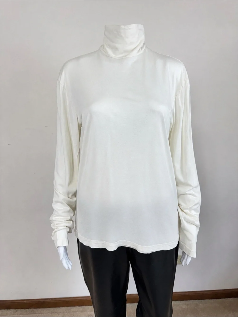 Dolce & Gabbana 100% Silk Ivory Turtleneck Long Sleeve Top IT 48